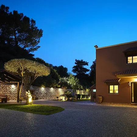 Unique La Vie Est Belle Villa